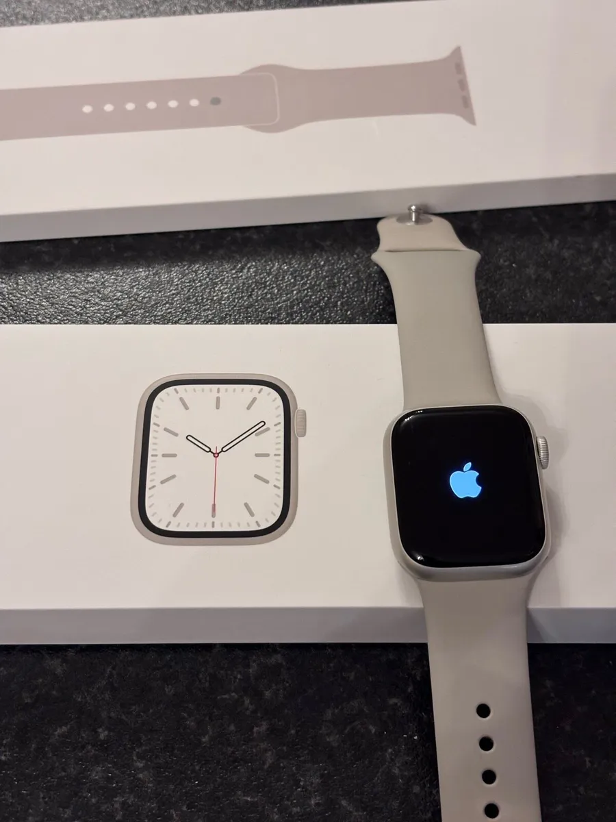 Apple Watch - Image 1