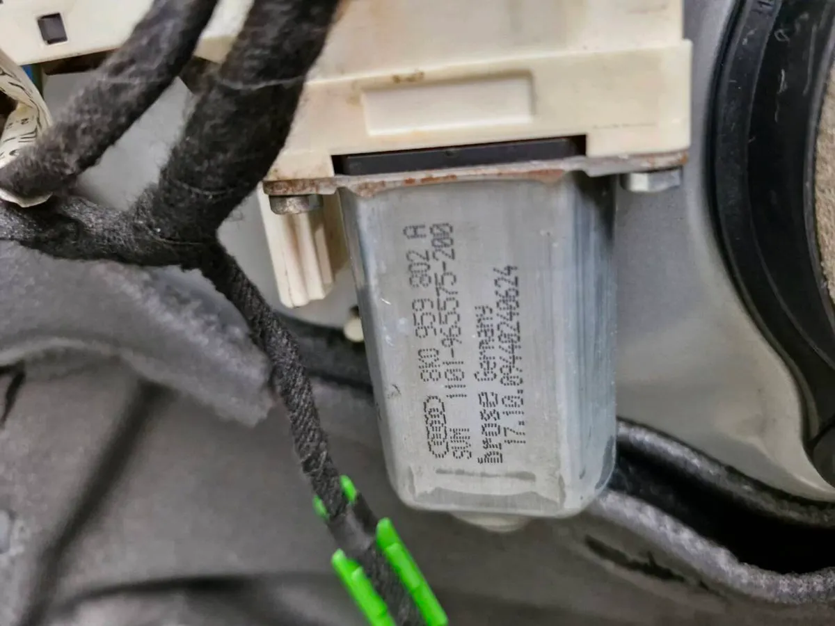 Driver door Audi A6 C6 - Image 3