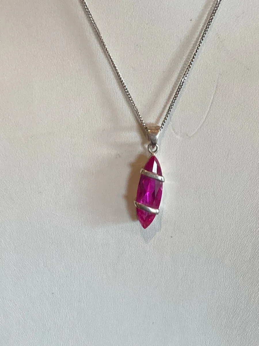 Sterling Silver pink crystal pendant and chain - Image 1