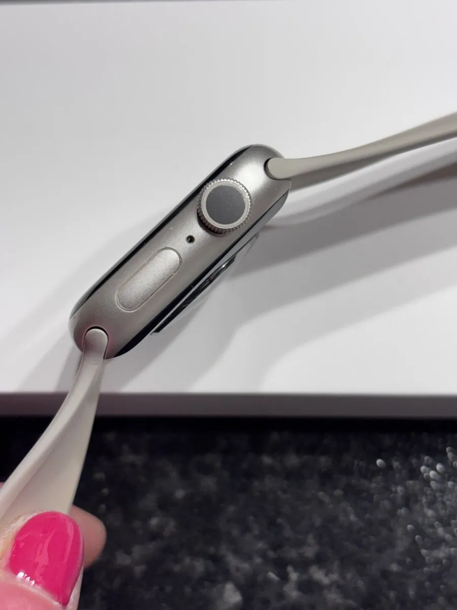 Apple Watch - Image 4