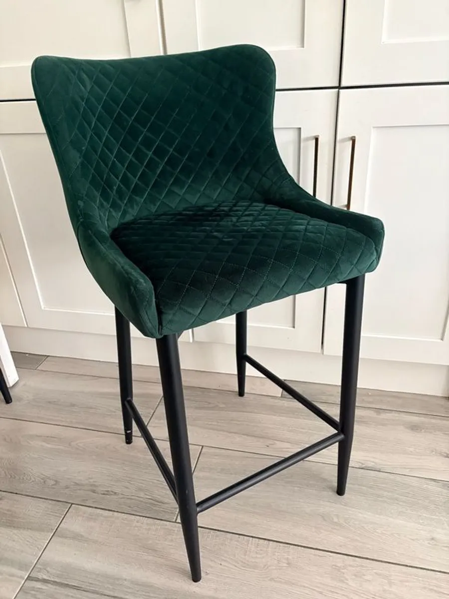 Green velvet dining chairs (x4) plus matching bar stools (x3) - Image 2