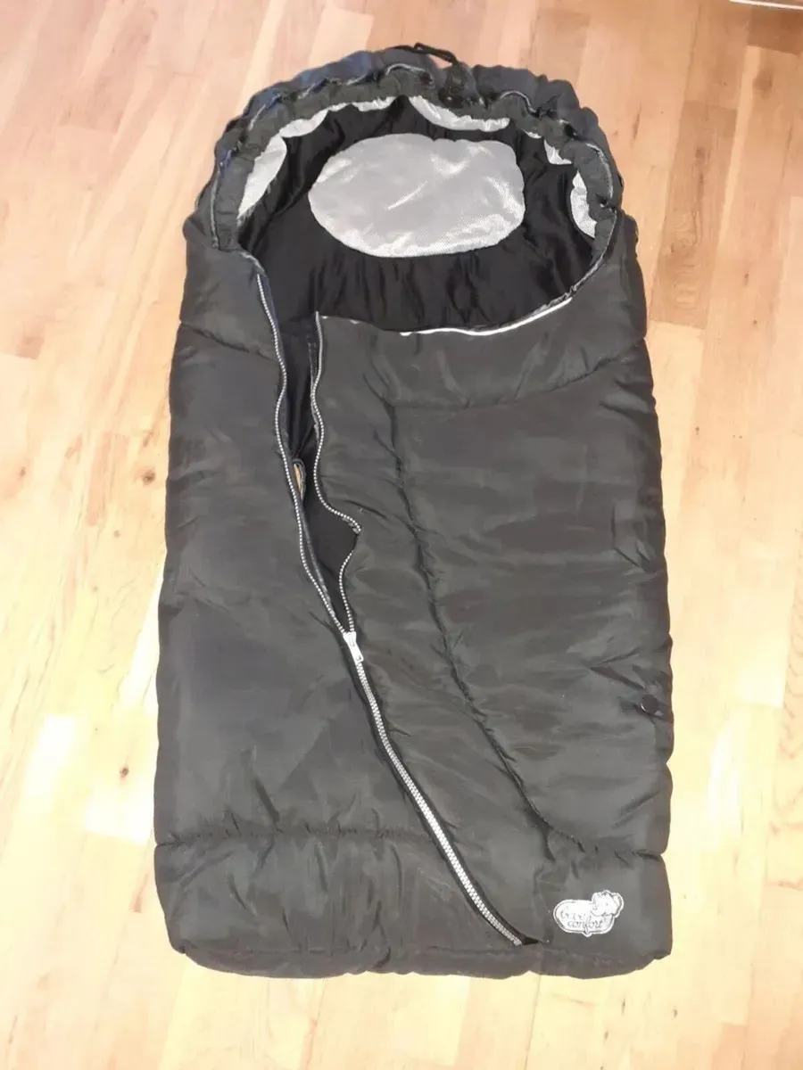NEW! Maxi Cosi buggy faces backwards and forwards - Image 3