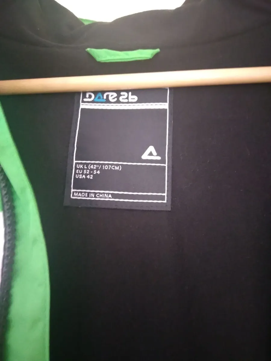 Water proof Jacket. Brand New - Image 4
