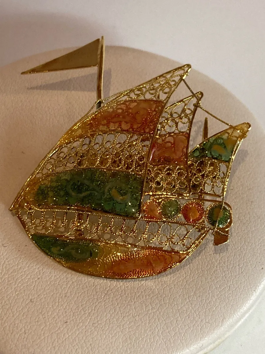Sterling Silver with gold plated ship brooch - Image 3