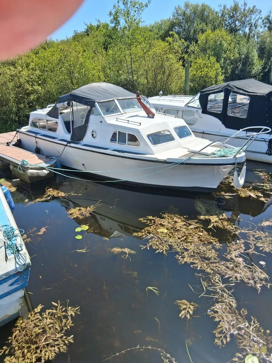 27ft Elysian Centre console - Image 1