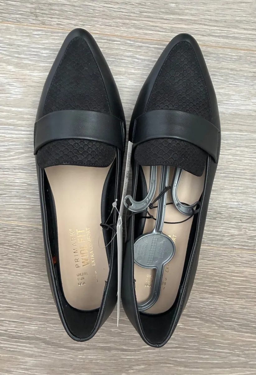 NEW black wide fit loafers with a snakeskin textur - Image 1