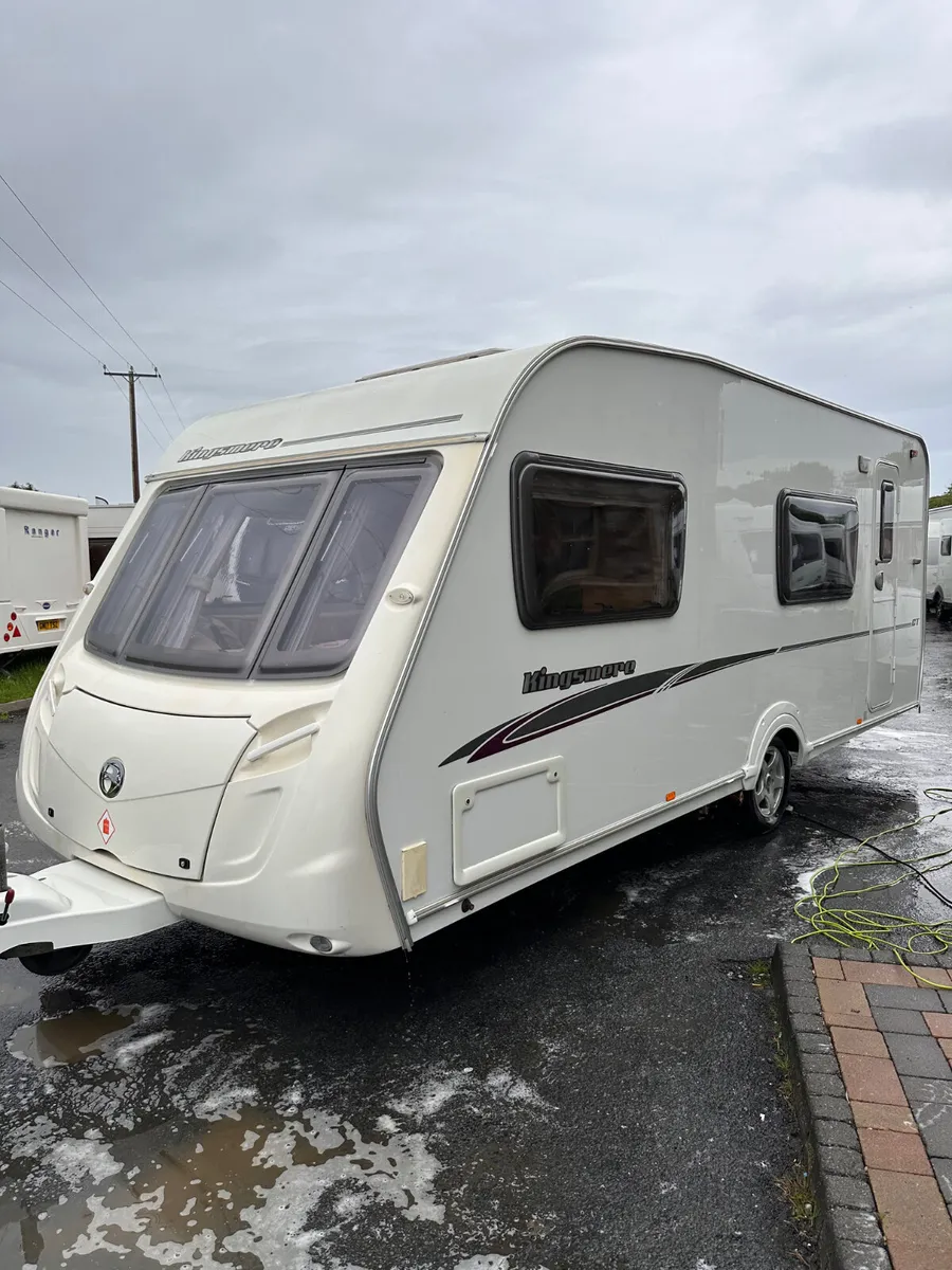 ✨STUNNING SWIFT KINGSMERE 6 BERTH✨ - Image 1