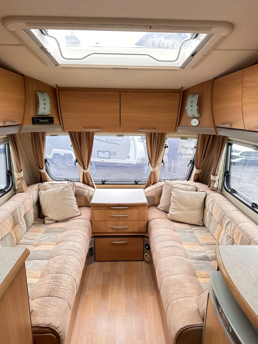✨STUNNING SWIFT KINGSMERE 6 BERTH✨ - Image 4