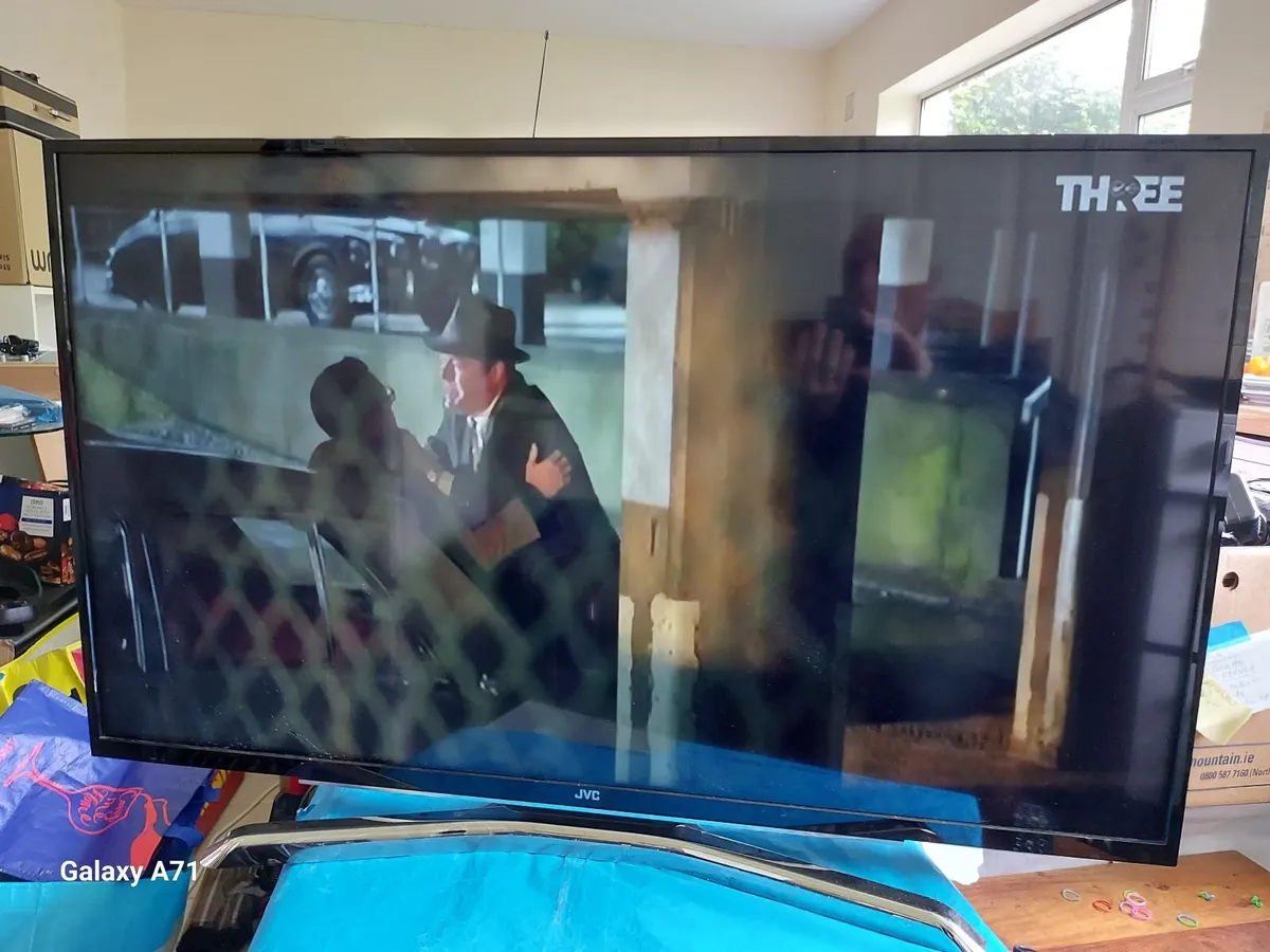 JVC 43 inch 4K Smart LED TV - Image 3