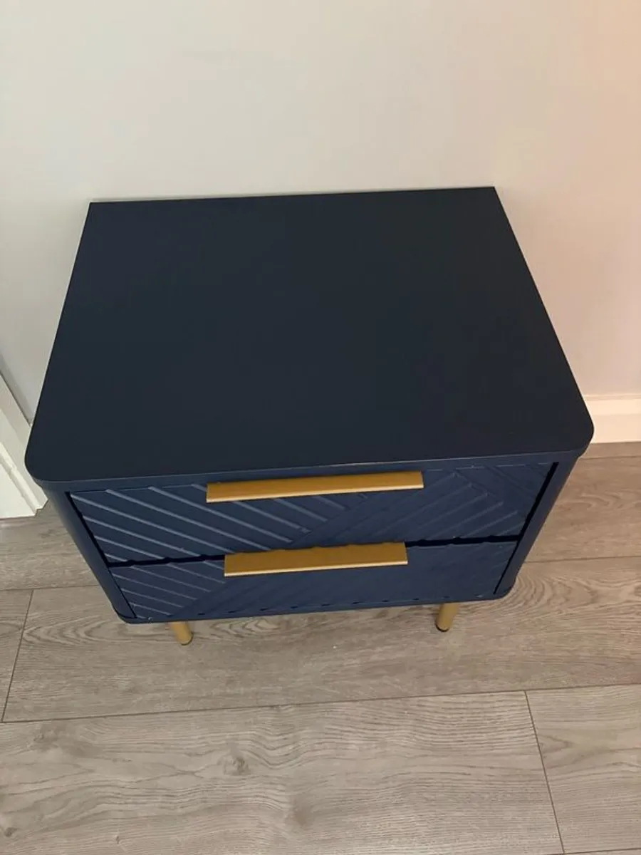 Dressing table and bedside locker matching set - Image 2
