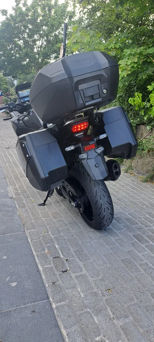 Honda NT1100 - Image 2