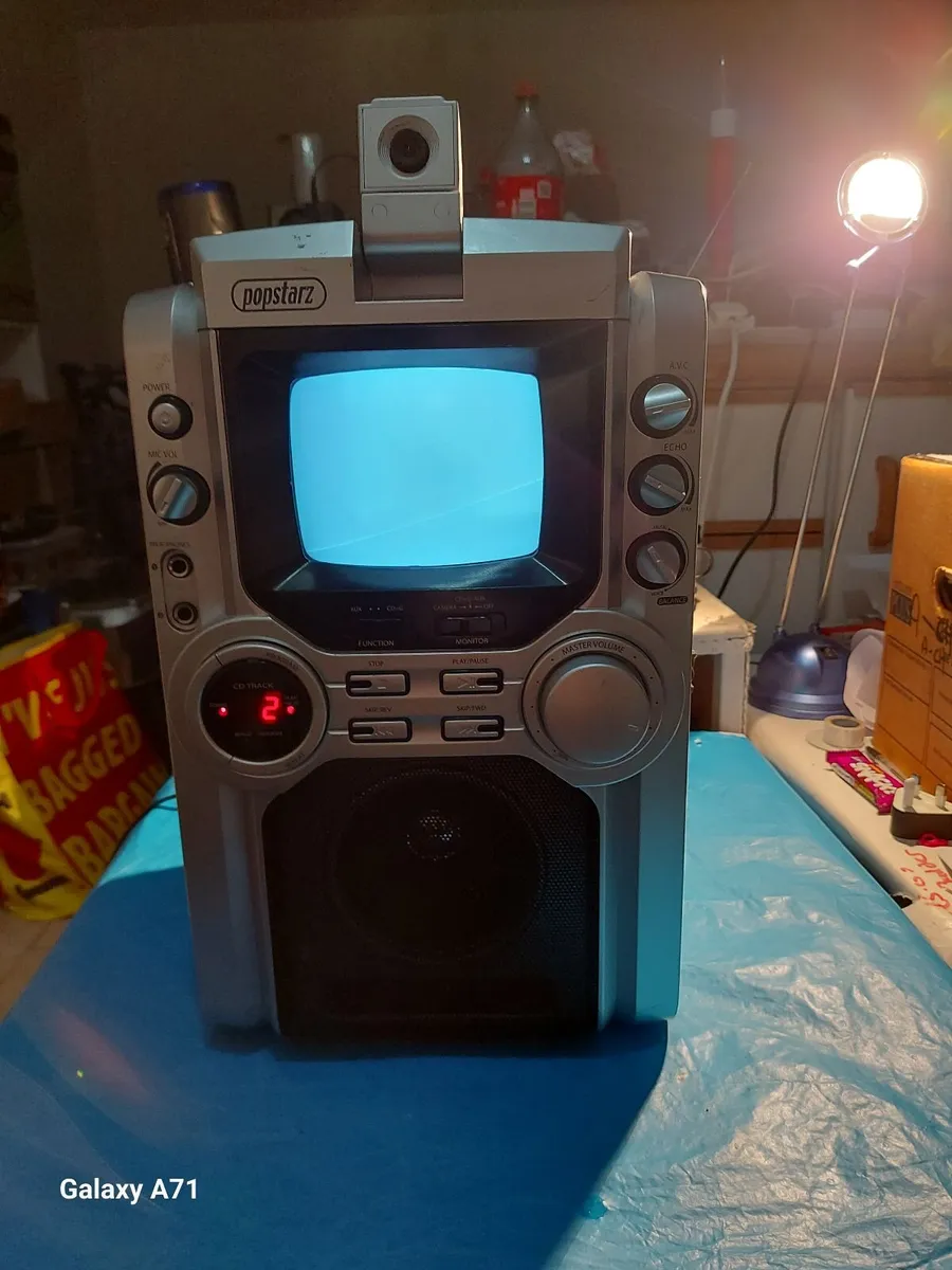 Popstarz Cd+graphics Karaoke System Model Gk 391 - Image 1