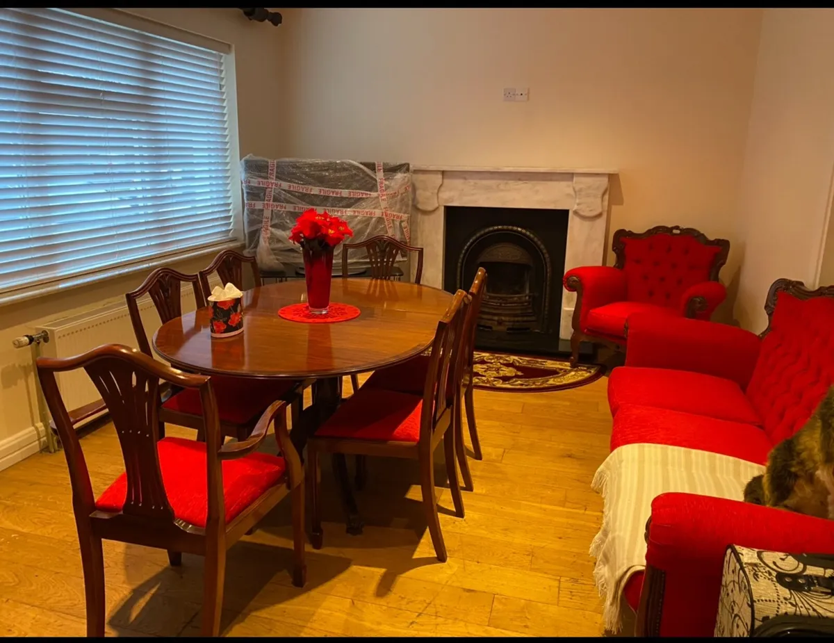Complete dining room and living room mahogany set - Image 1