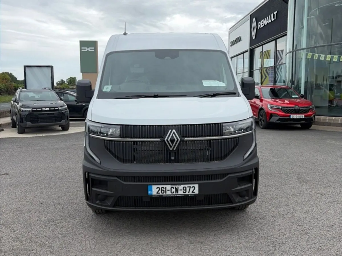Renault Master 170 AUTO 9 SPEED OPTIONSCall Noel C - Image 2