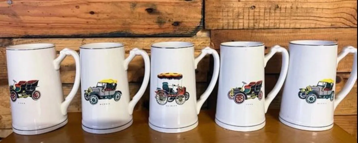 5 Vintage motor vehicle tankards - Image 2