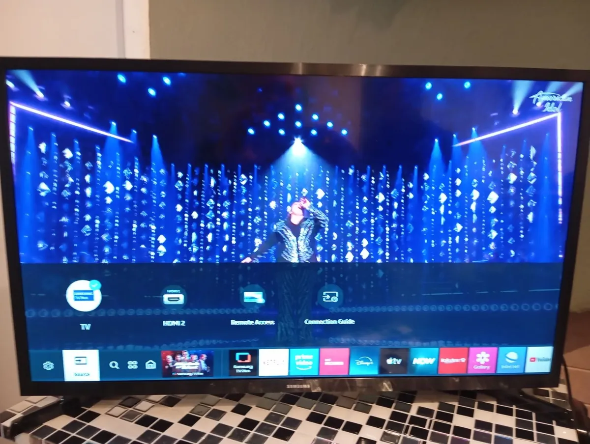 Samsung Smart TV - Image 3