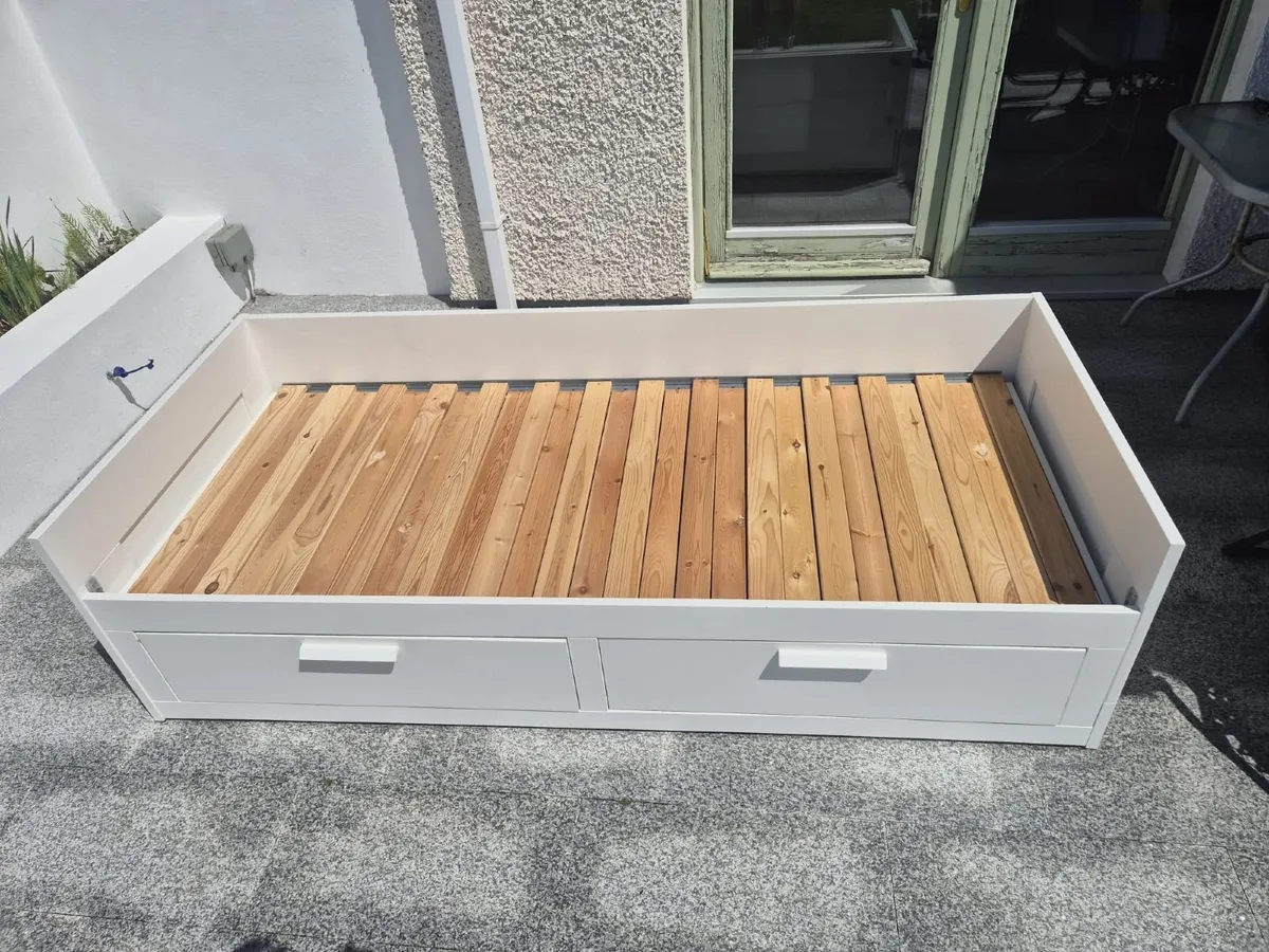 Day bed - Image 3