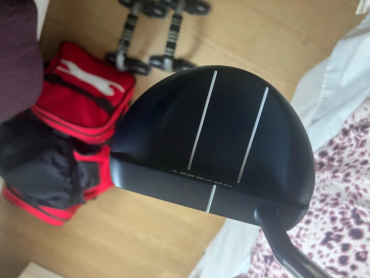 Odyssey AI one Rossie Putter 34 inch,A1 condition - Image 3
