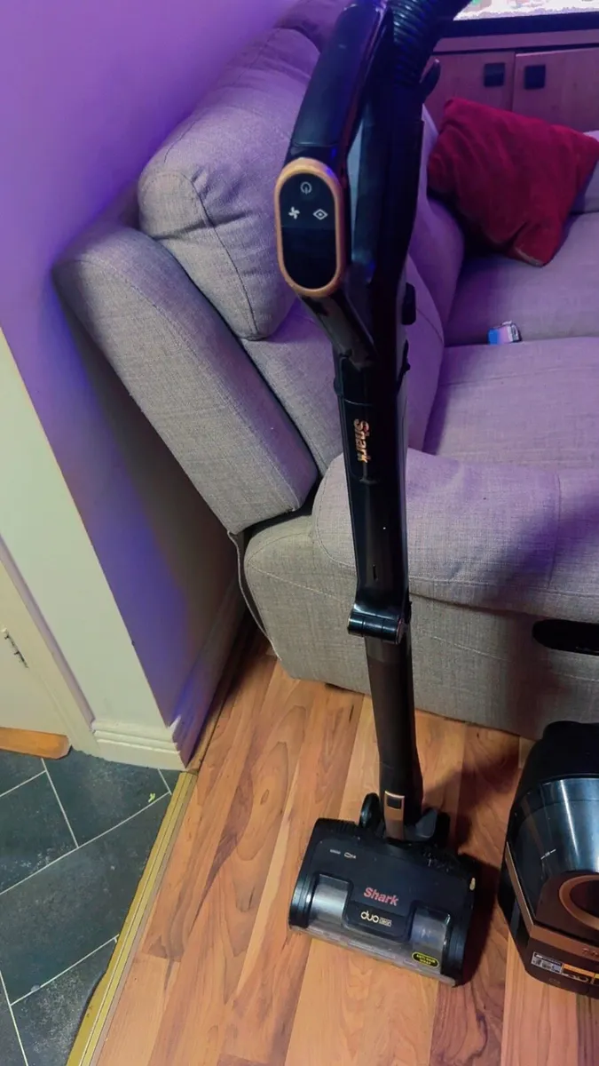 Vacuum cleaner - Image 3