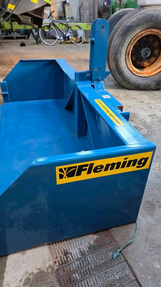 Fleming heavy duty transport box. - Image 1