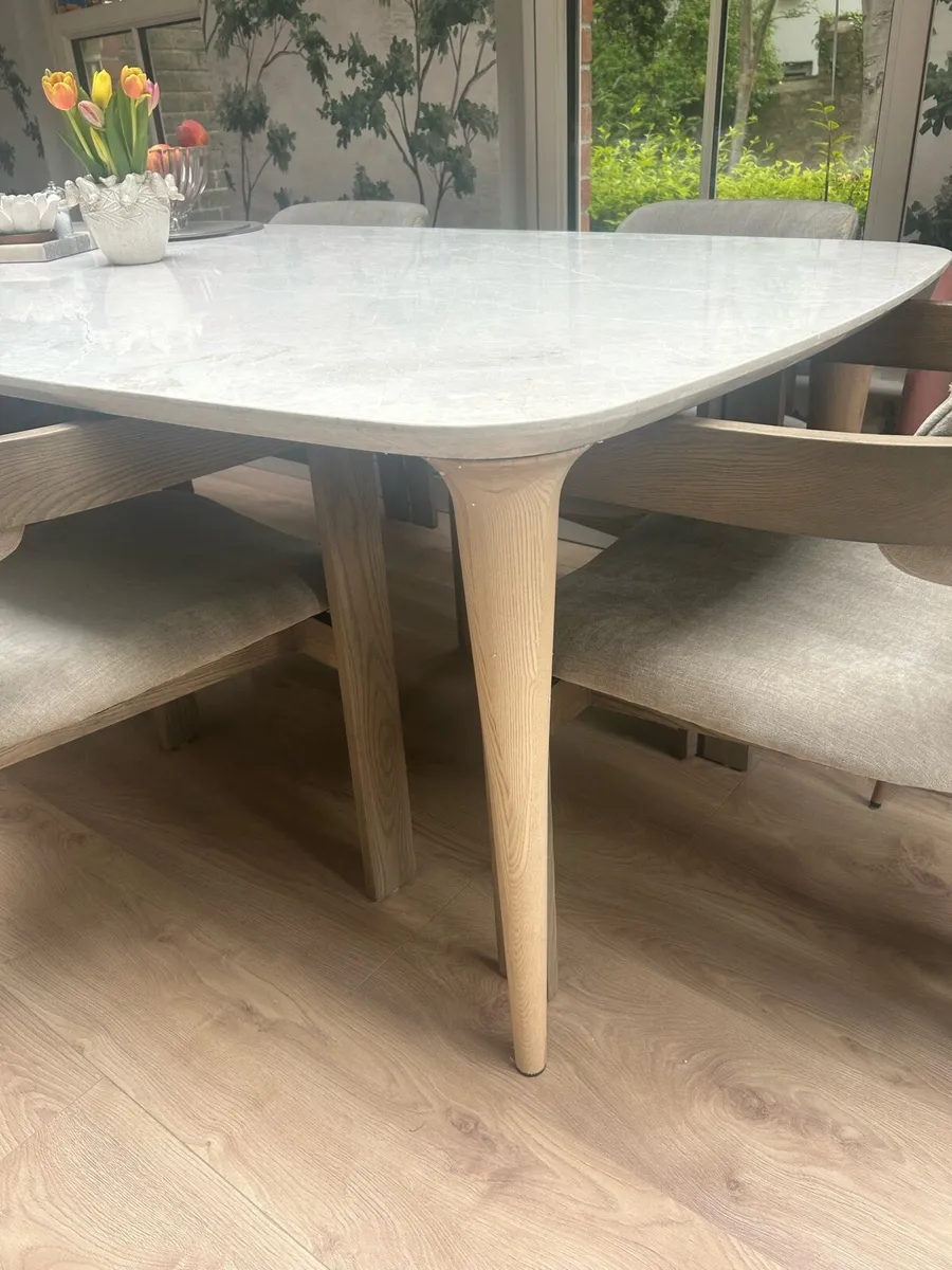 Stone top dining table - Image 2
