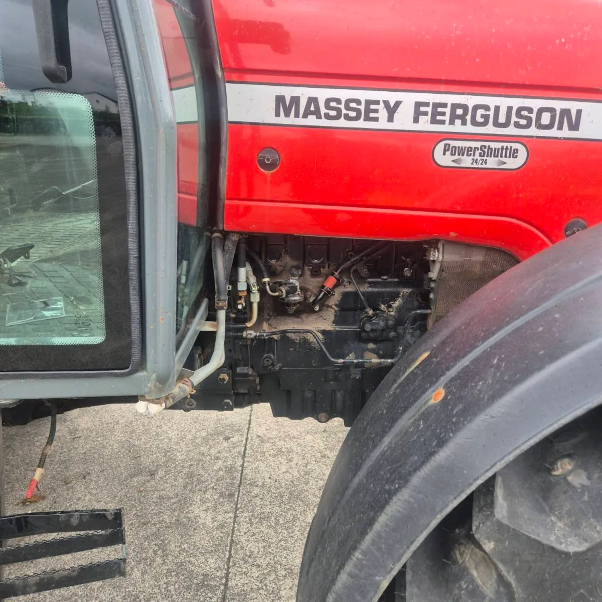 Tractor - Image 4