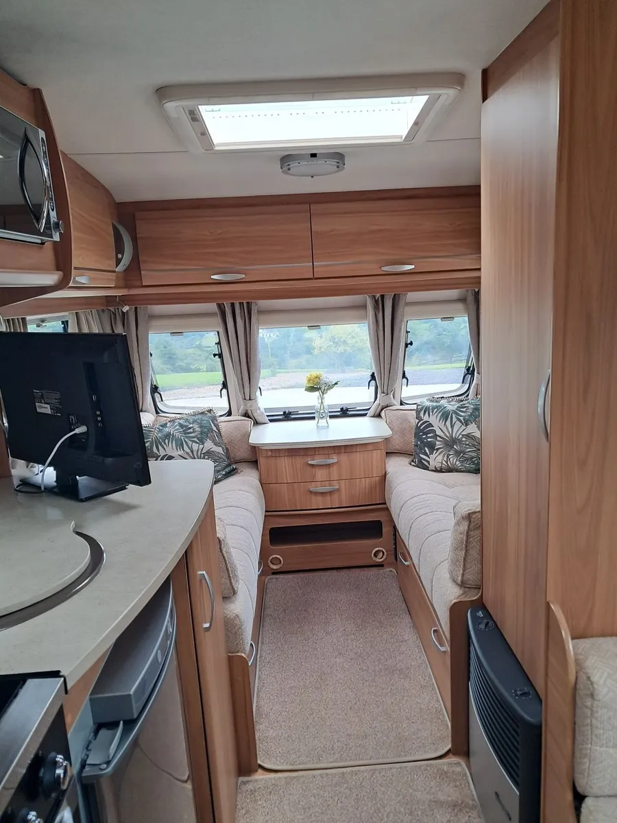 Caravan - Image 4