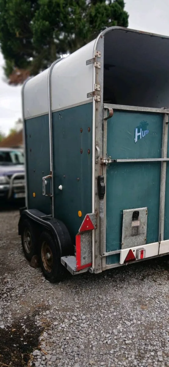 Horse box - Image 3