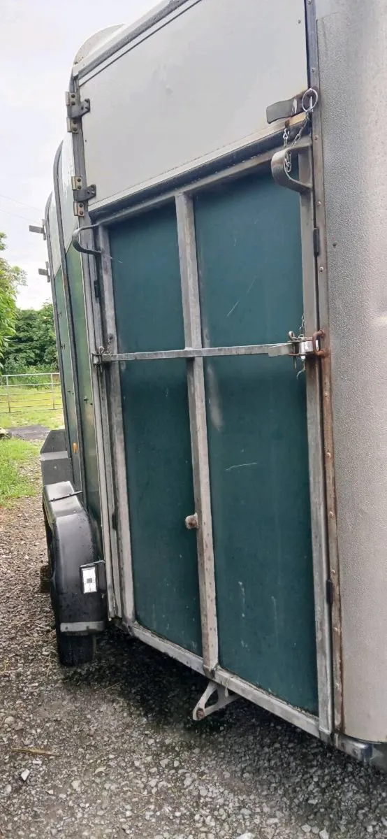 Horse box - Image 4