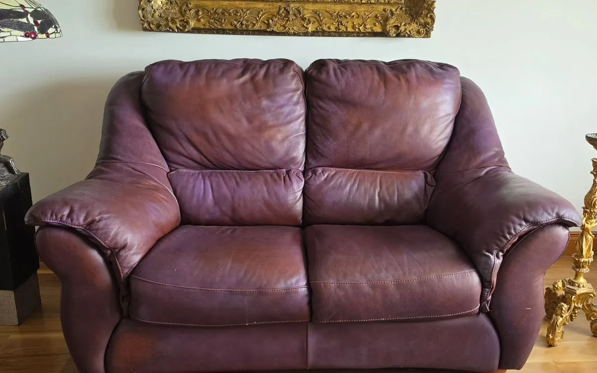 2 Seater Leather sofa - Image 1