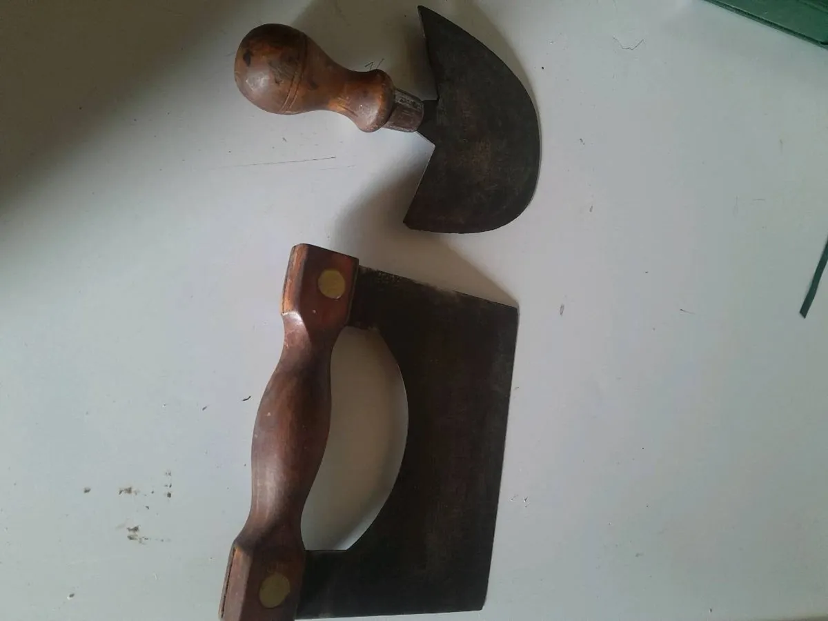Two vintage tobacco  slicers - Image 4