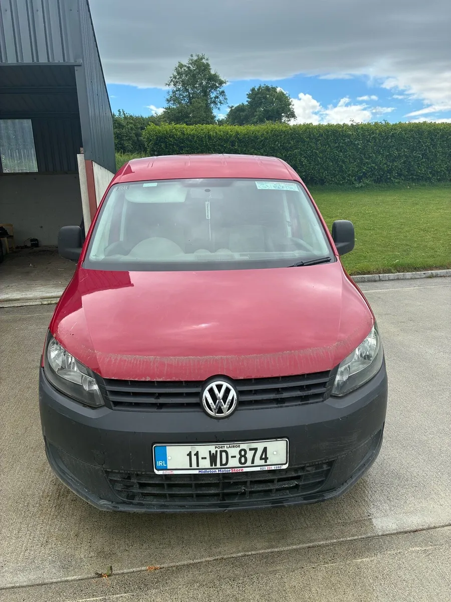 Damaged caddy van - Image 1