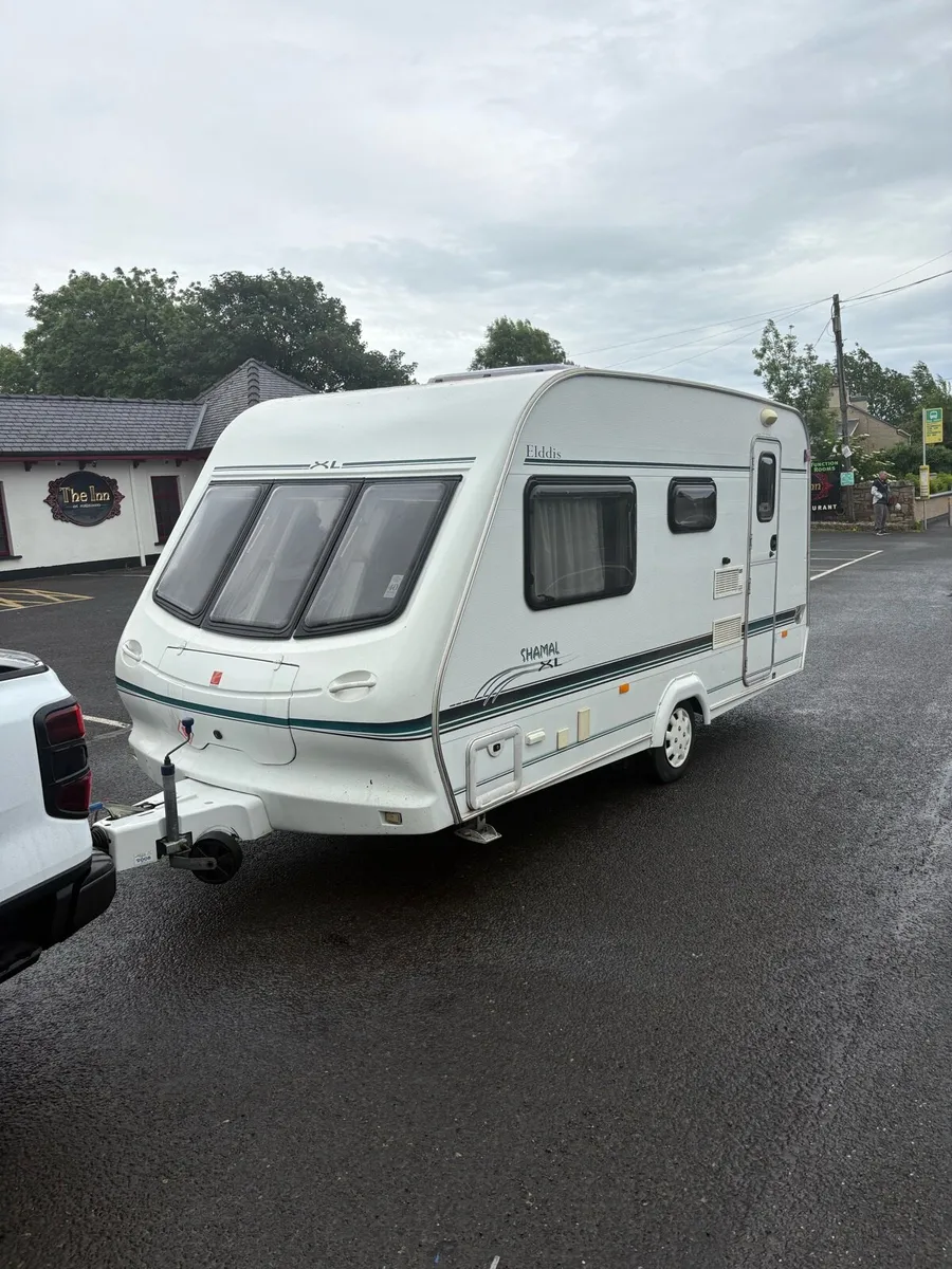 Elddis Shamal SUPERLIGHT 4 Berth Caravan - Image 1