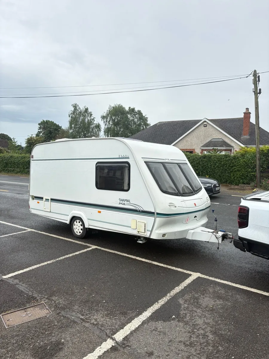 Elddis Shamal SUPERLIGHT 4 Berth Caravan - Image 2
