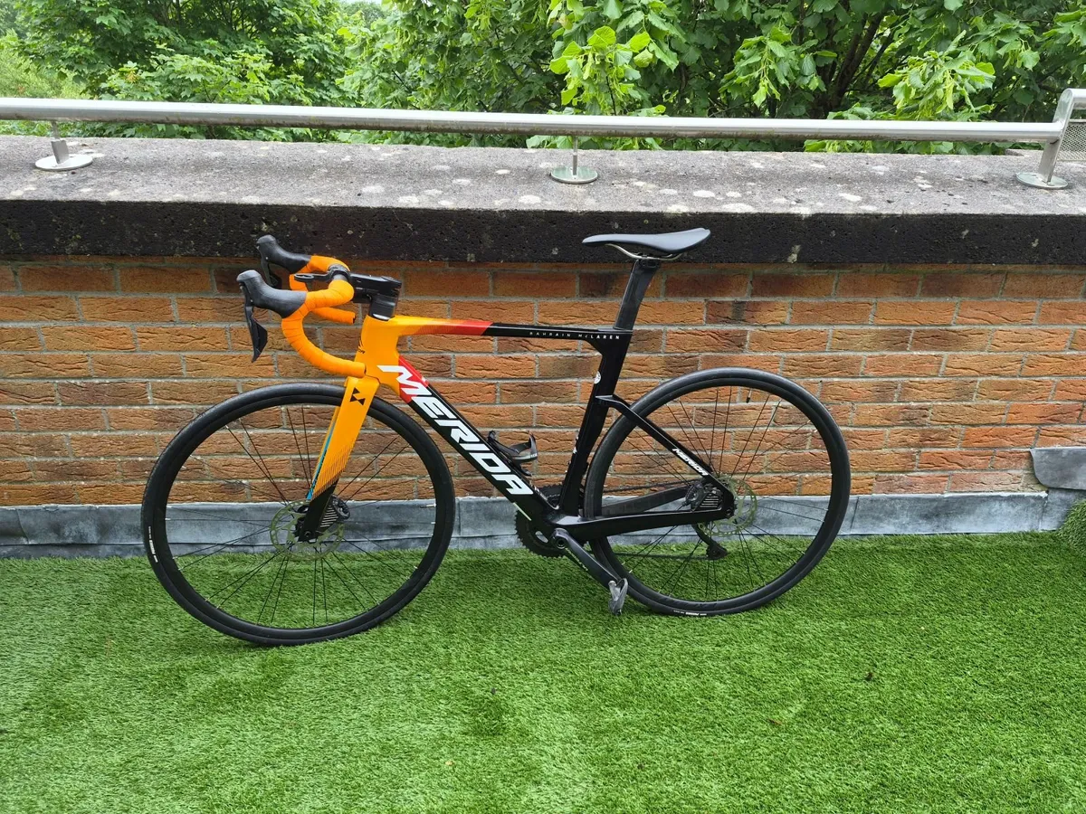 Carbon Aero Road Bike - Image 2