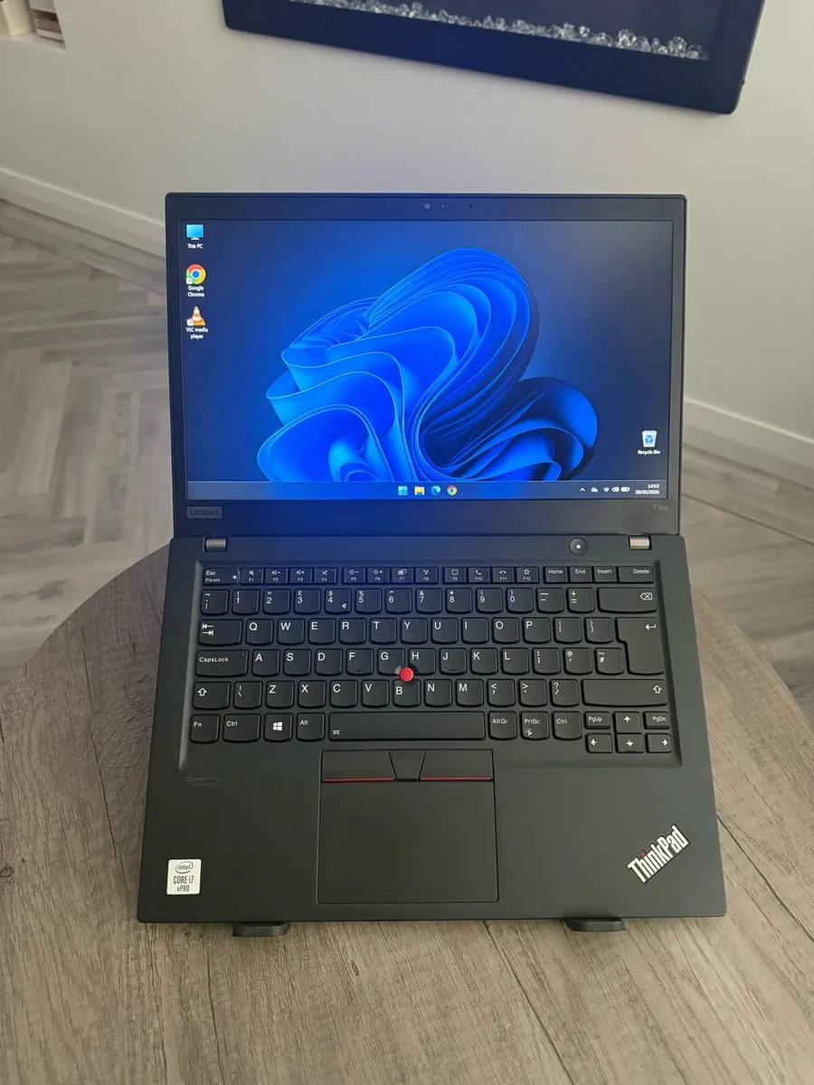 Laptop - Image 1