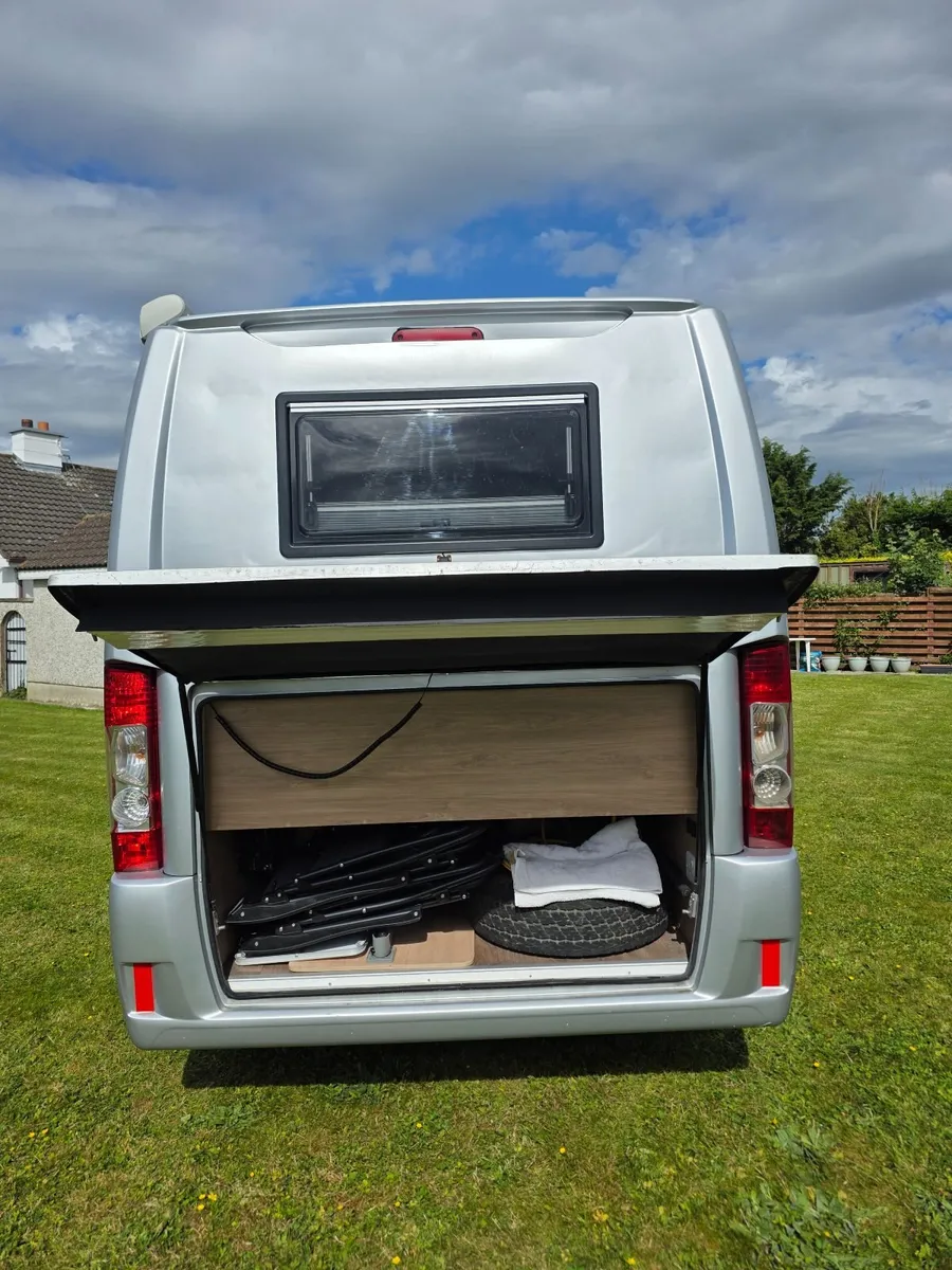 Camper van - Image 3