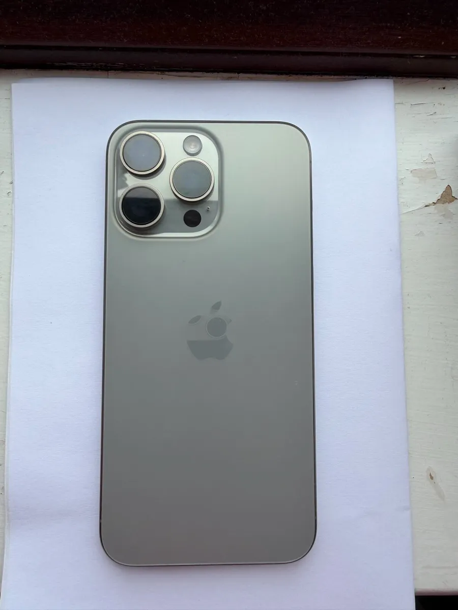 iPhone 15 pro max 256gb natural titanium - Image 1