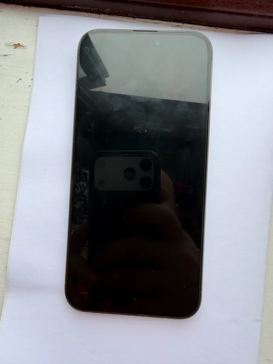 iPhone 15 pro max 256gb natural titanium - Image 2