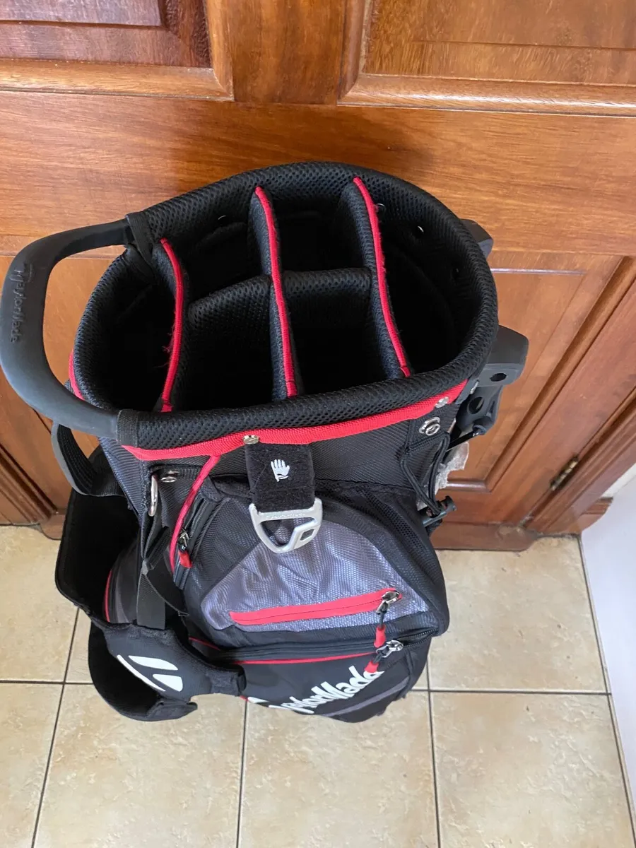 TaylorMade Stand Carry Bag Used 4 Rounds - Image 4