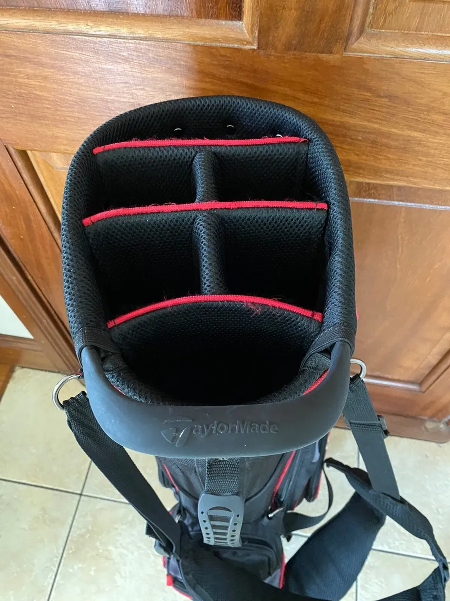 TaylorMade Stand Carry Bag Used 4 Rounds - Image 3