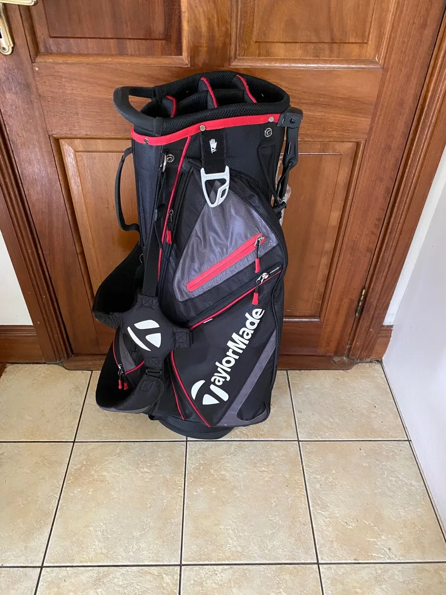 TaylorMade Stand Carry Bag Used 4 Rounds - Image 2