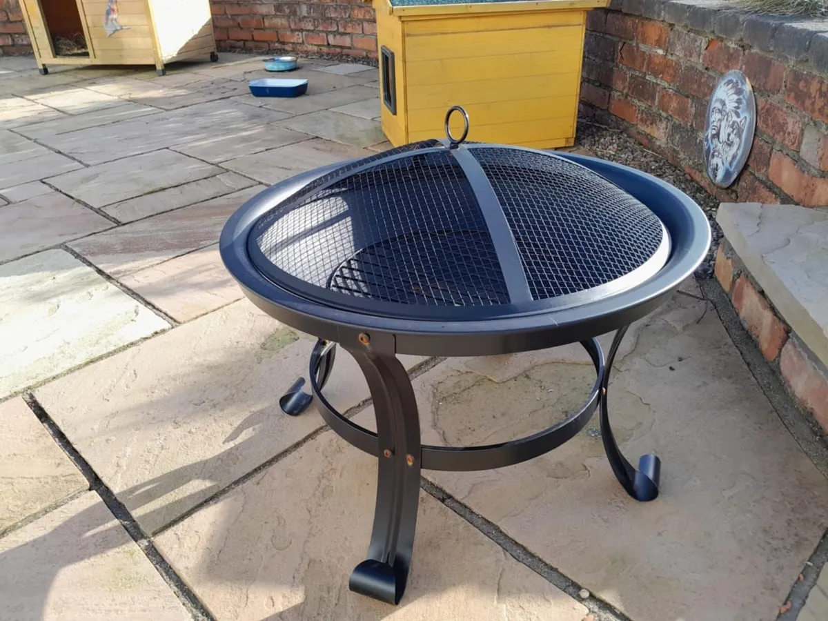 Woodburning fire pit - Image 1