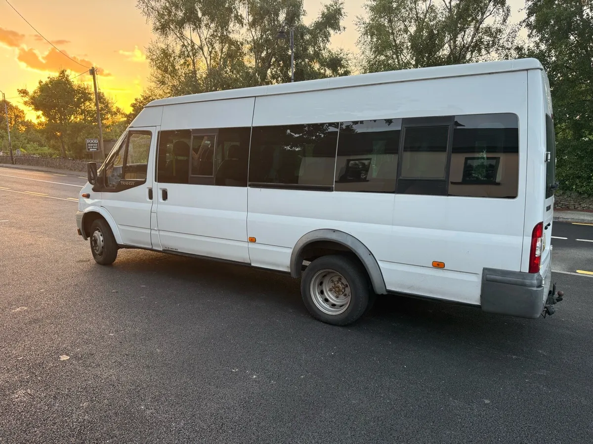 Ford Transit Mini-bus 17 seater - Image 4