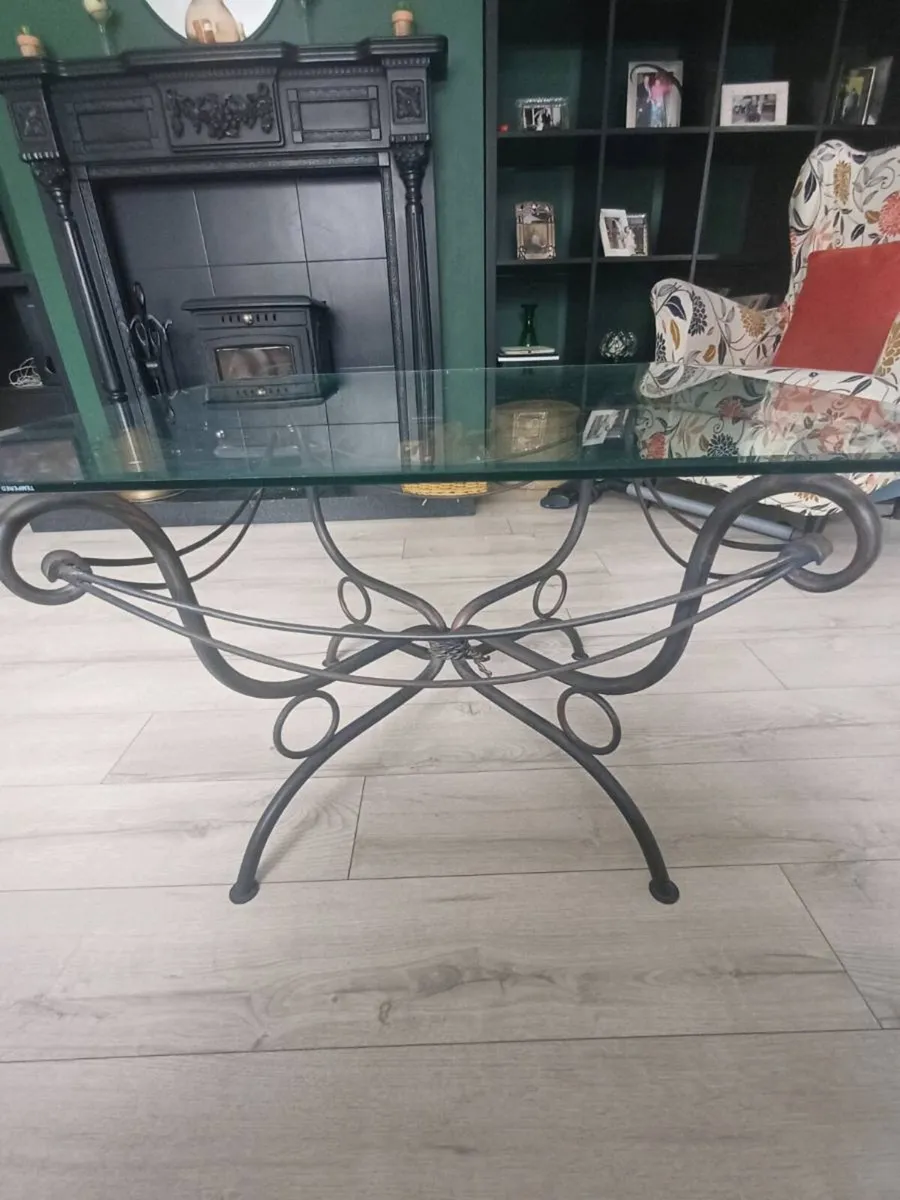 Coffee tables pair - Image 1
