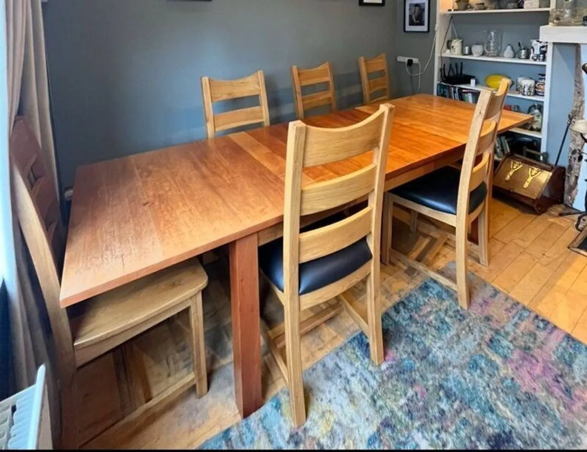 Dining room table & chairs - Image 2