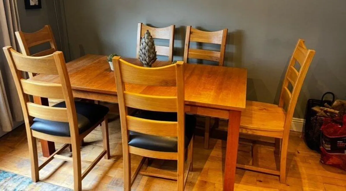 Dining room table & chairs - Image 3