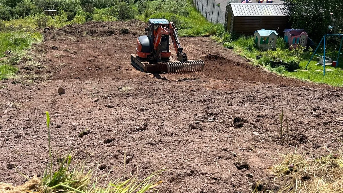 MINI DIGGER HIRE CORK CITY GROUNDWORK SERVICES - Image 2