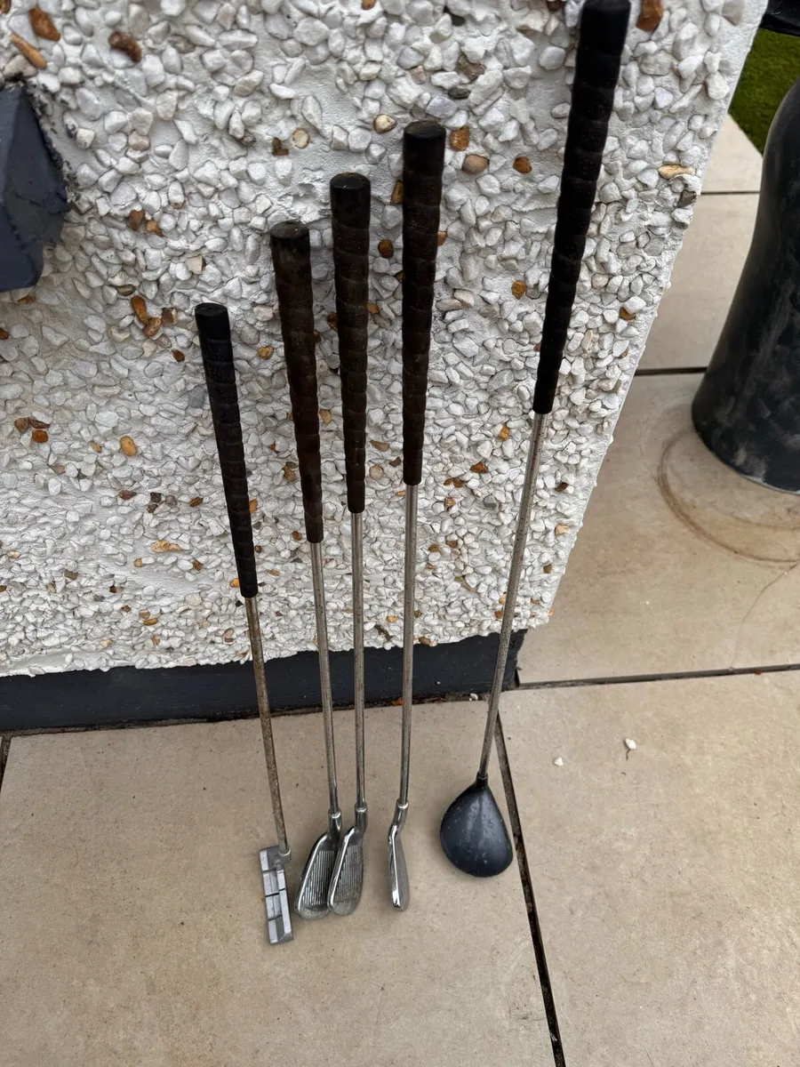 Kids Golf Clubs - Image 1
