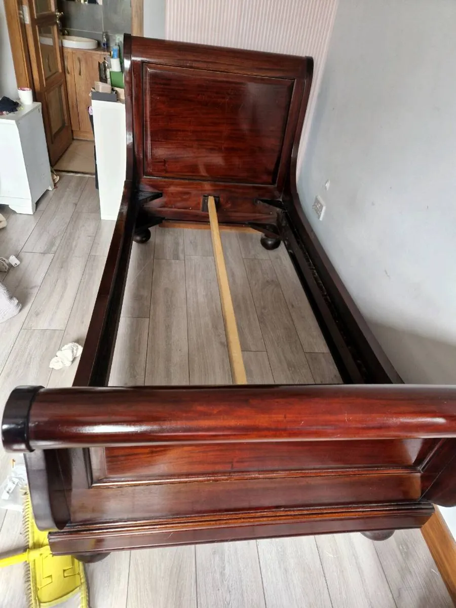 Sleigh Single Bed - Image 1